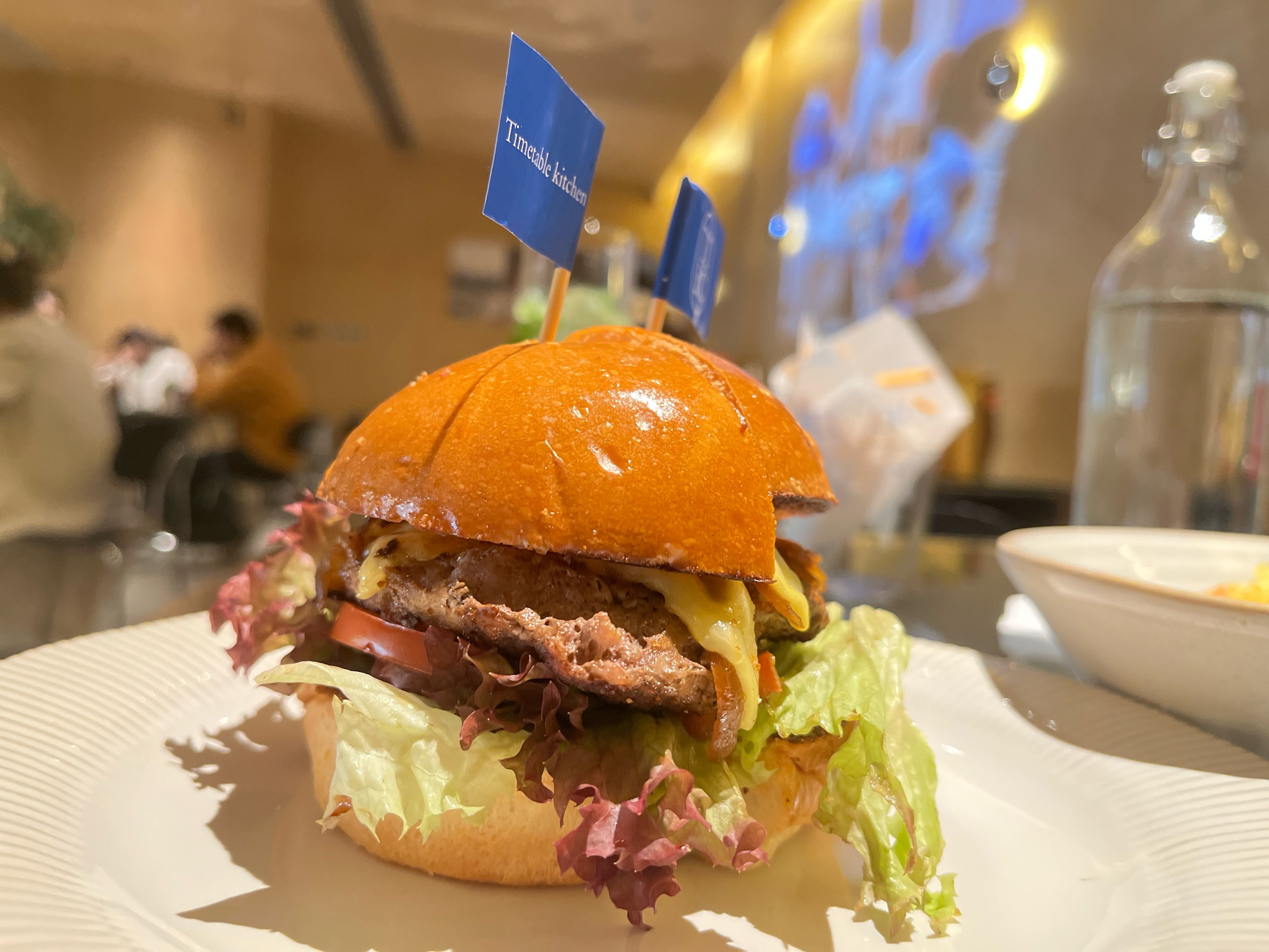 关于汉堡SV队在比赛中以出色的表现力获胜的信息 关于汉堡SV队在比赛中以出色的表现力获胜的信息