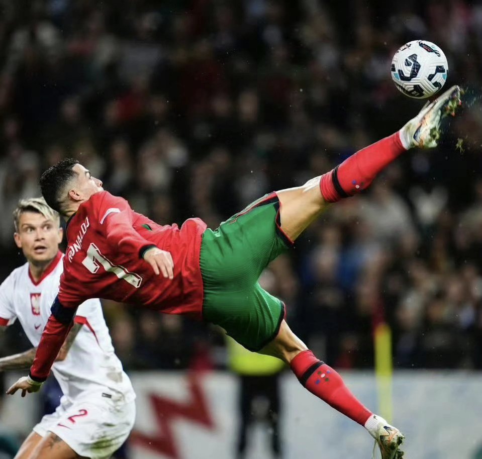 波兰队在比赛中展现了优秀的技术水平