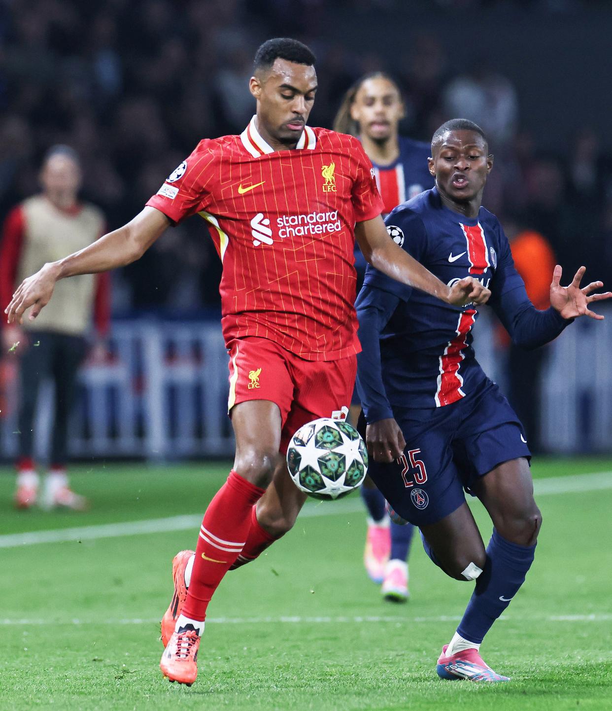 包含维拉尔胜利晋级,巴黎圣日耳曼不敌的词条 包含维拉尔胜利晋级,巴黎圣日耳曼不敌的词条