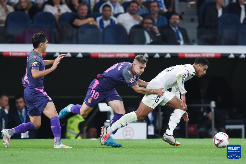 西班牙国家队门将受伤，无缘西甲联赛的简单介绍