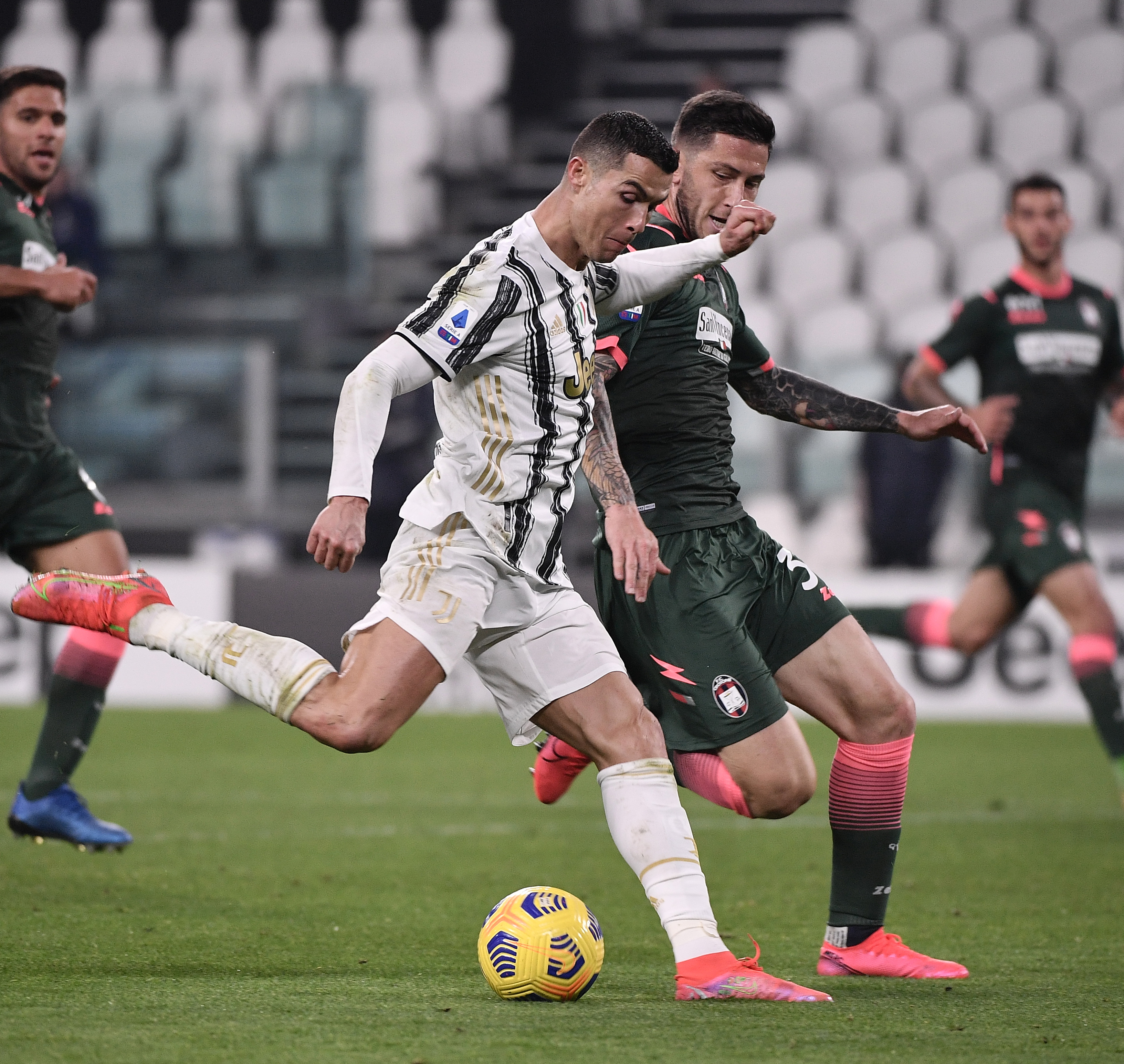 包含克罗托内连胜意甲升班马,双杀保级对手的词条 包含克罗托内连胜意甲升班马,双杀保级对手的词条