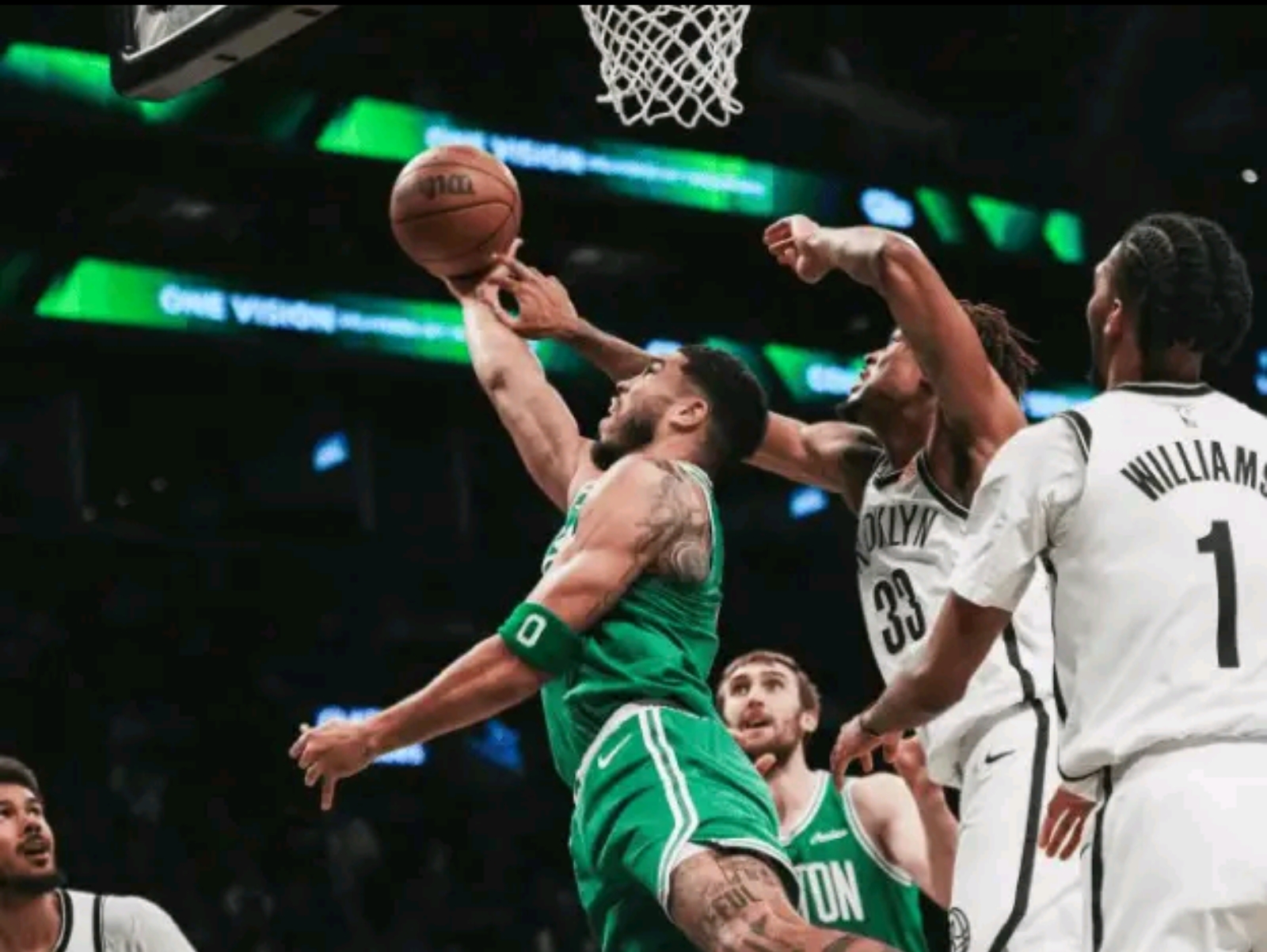 包含篮网中锋关键时刻策动进攻,带队逆袭获胜的词条 包含篮网中锋关键时刻策动进攻,带队逆袭获胜的词条