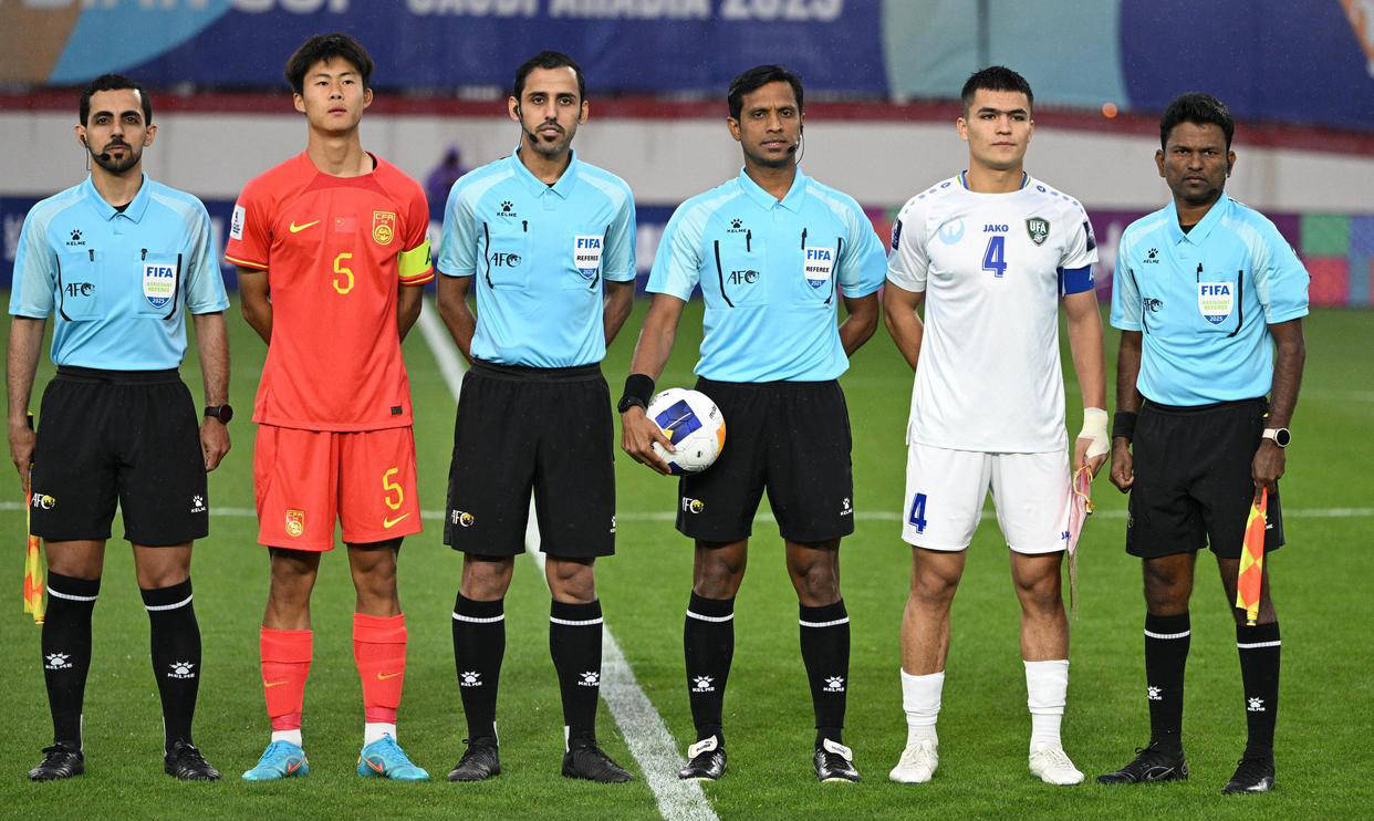 亚洲球队在国际赛场上取得胜利 亚洲球队在国际赛场上取得胜利