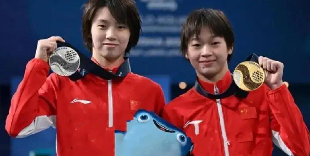 包含葡萄牙战梦之队，冠军之争引人瞩目的词条