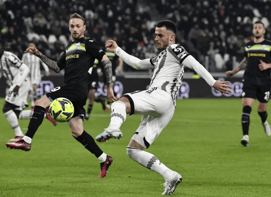 意甲球队备战联赛重要战役,气势如虹 意甲球队备战联赛重要战役,气势如虹