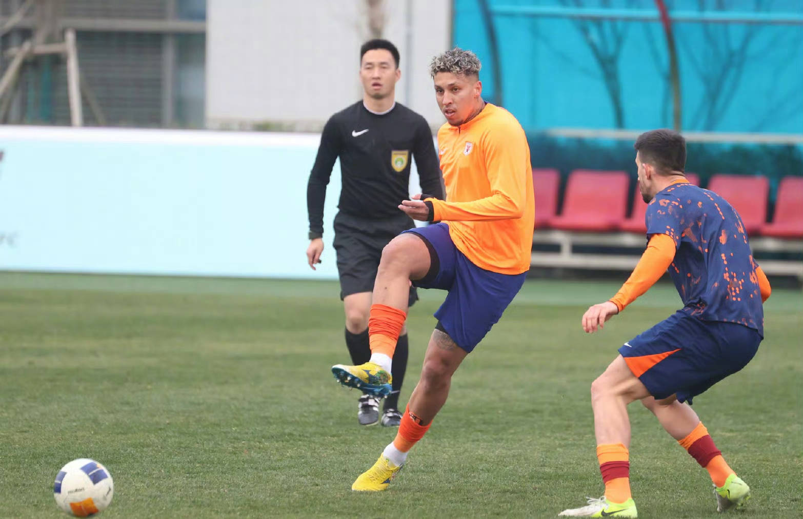 球员伤愈回归，泰国球队在亚冠小组赛中决胜