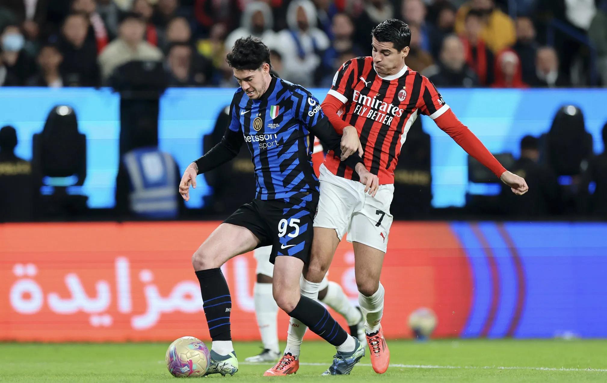 AC米兰控制比赛,取得胜利并领先 AC米兰控制比赛,取得胜利并领先