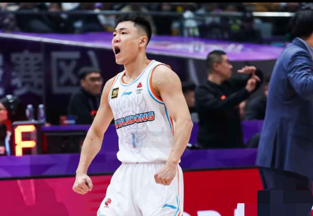 卡斯特罗瓦日晋级积分榜前五，客场获胜