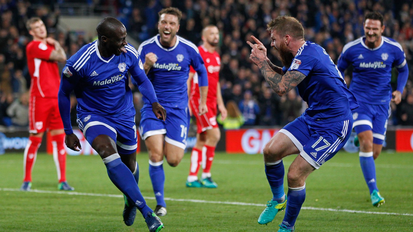 卡迪夫城队员集体支持球队保级战的简单介绍