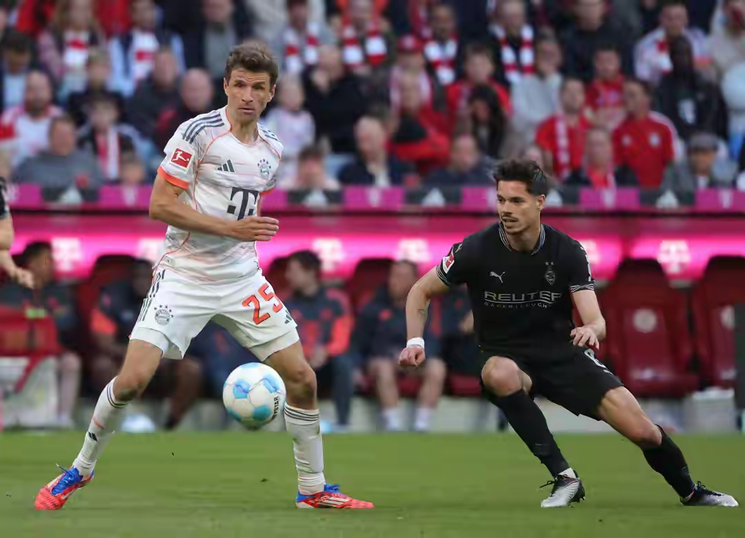 狂轰球!门兴格拉德巴赫主场大胜的简单介绍 狂轰球!门兴格拉德巴赫主场大胜的简单介绍