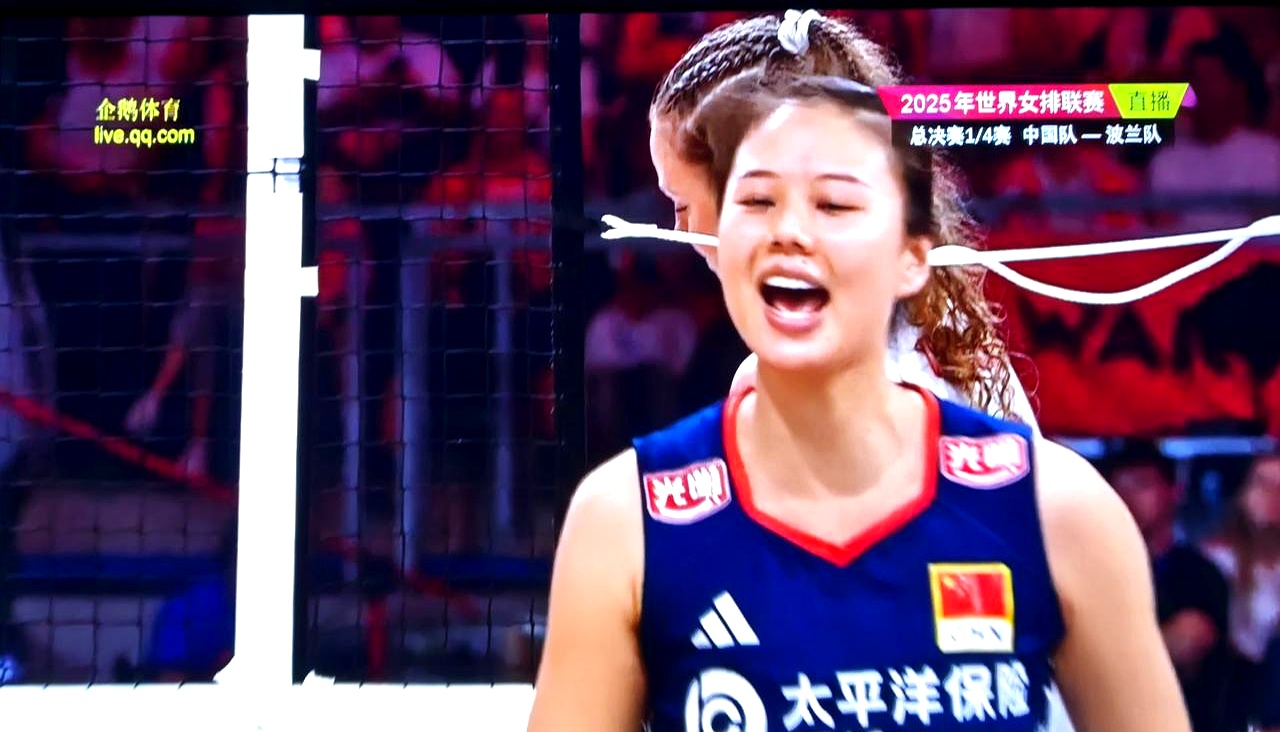 波兰球队赢得激动人心比赛,锁定晋级资格 波兰球队赢得激动人心比赛,锁定晋级资格